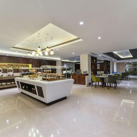 Lemon Tree Hotel Джамму Экстерьер фото
